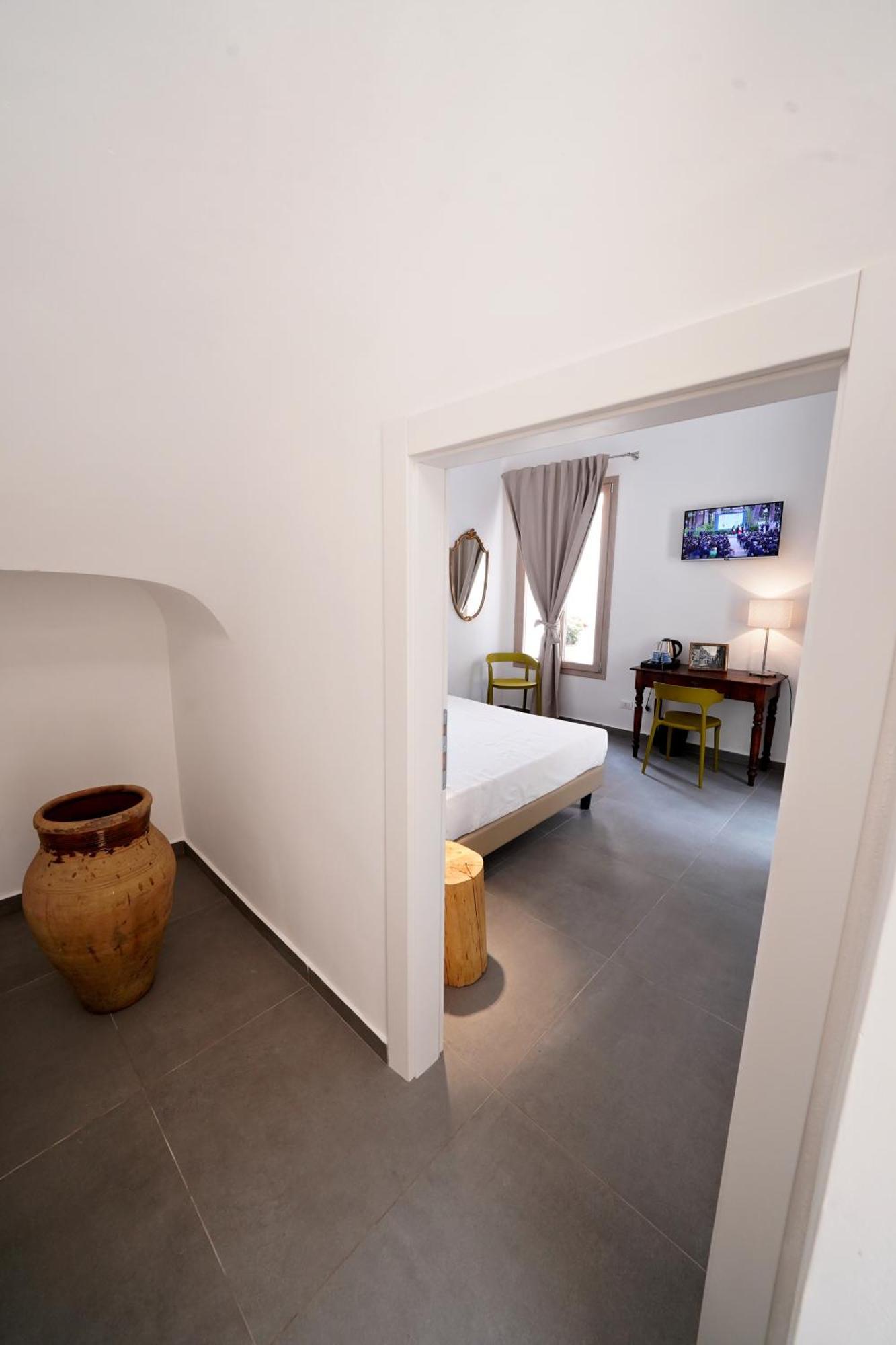 Ducas Rooms And Suite Lascari Exterior foto