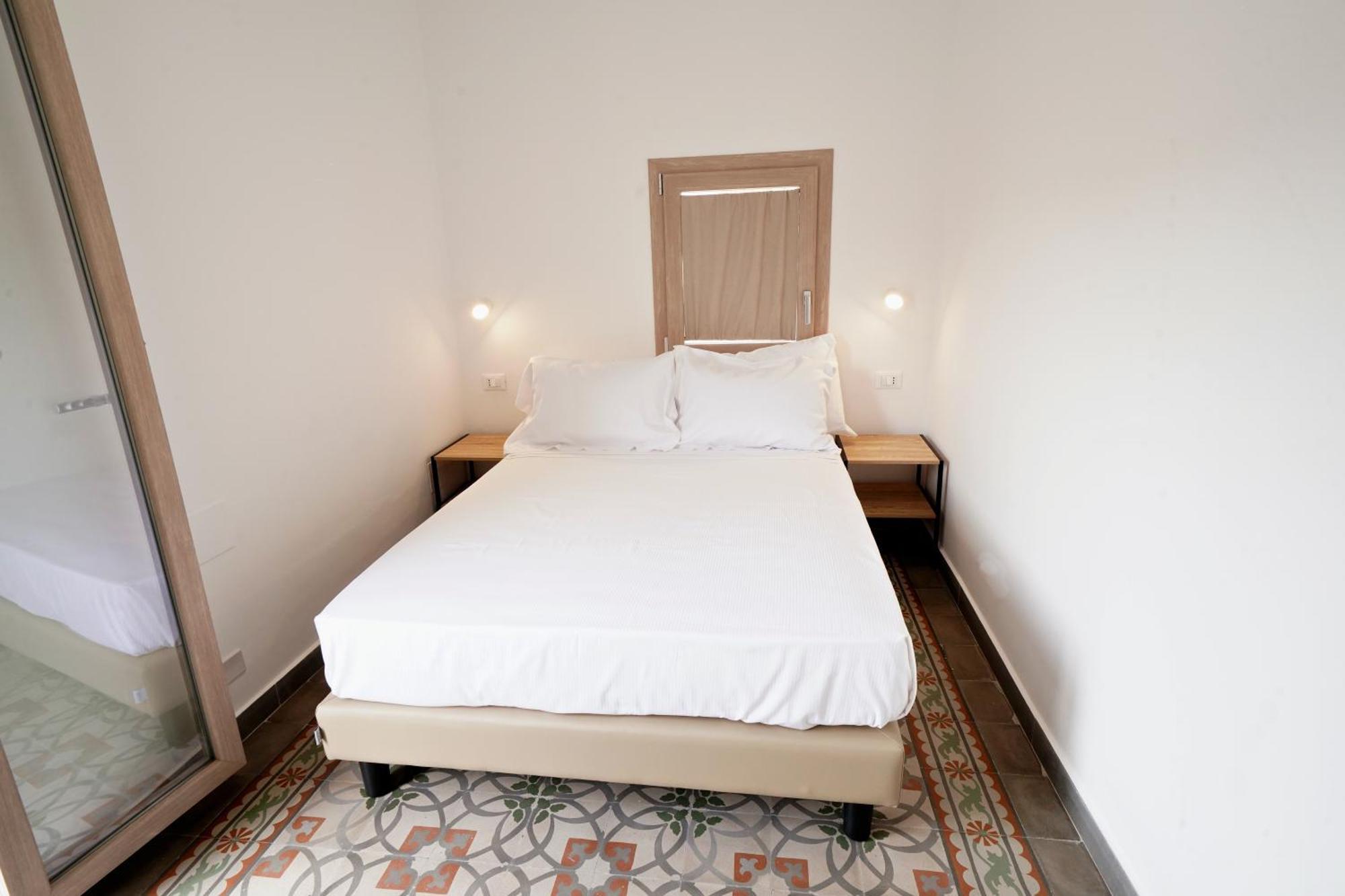 Ducas Rooms And Suite Lascari Exterior foto