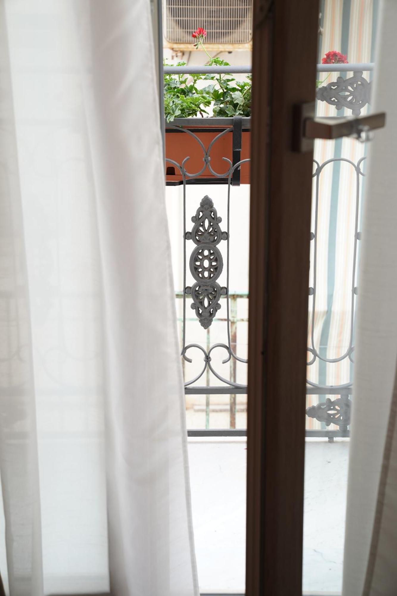 Ducas Rooms And Suite Lascari Exterior foto